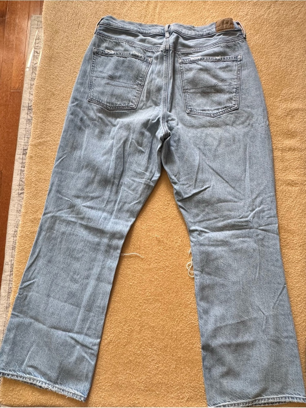 American Eagle Outfitters Light Blue Distressed 90’s Boot Cut Jeans - Picture 7 of 8